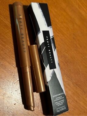 Fenty Beauty Shadowstix Longwear Eyeshadow Stick Candy Rapper